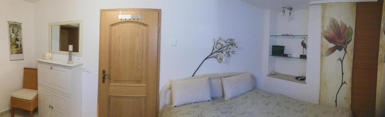 Ferienwohnung "Am Geiseltal" Merseburg Esterno foto